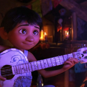 奷漂亮少妇高潮A片欧美剃刀边缘
